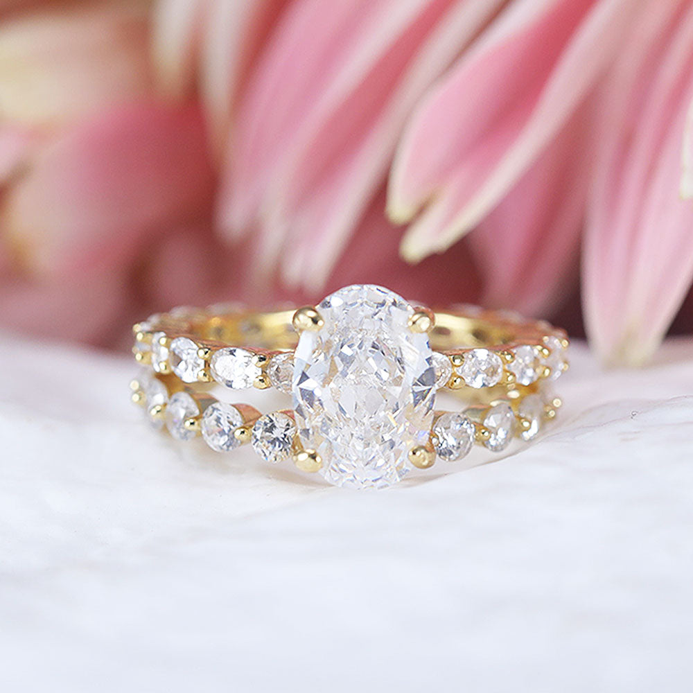 Gorgeous 2 Pcs Oval Cut Sterling Silver Ring Set