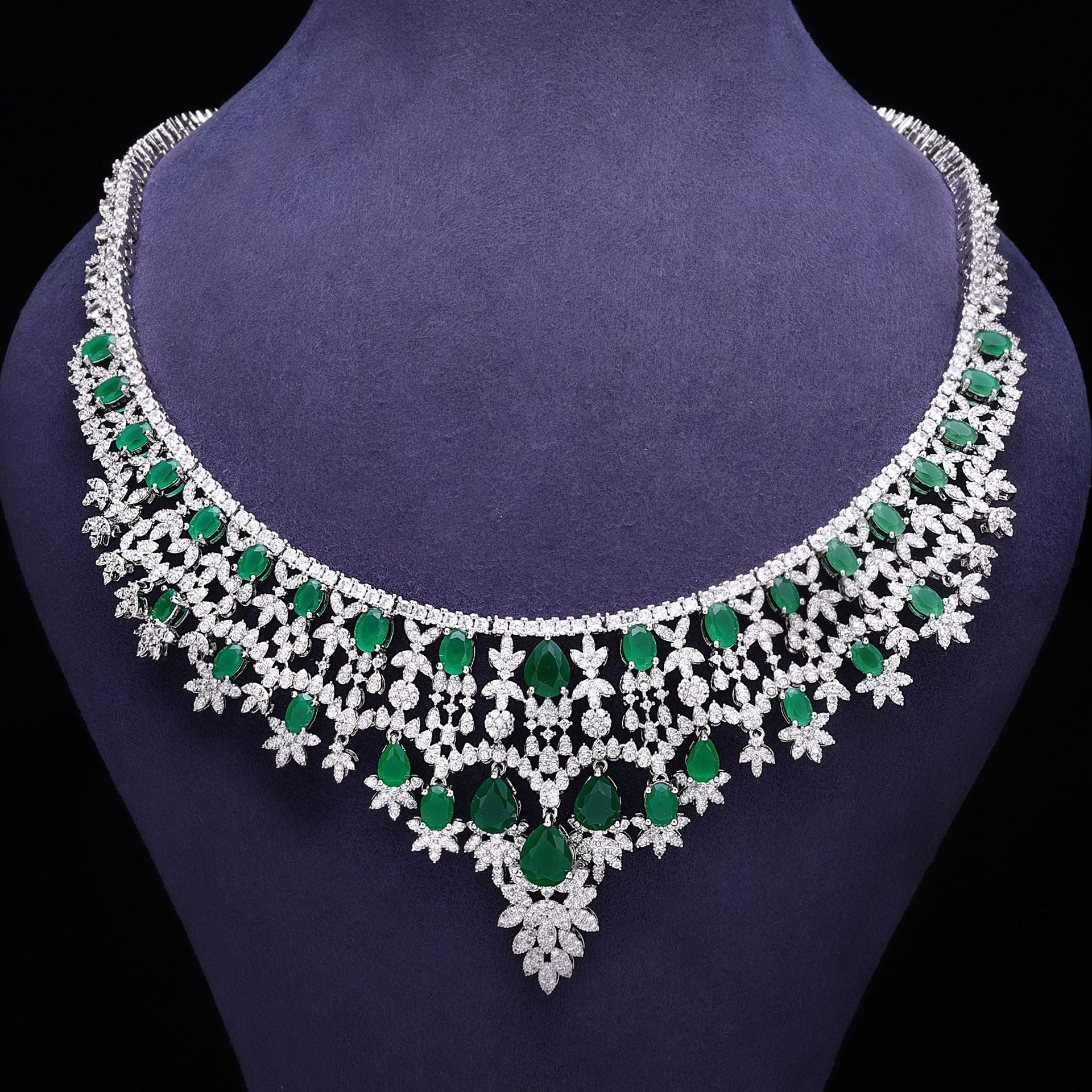 Elegant and Luxurious 4 Pcs Bridal Jewelry Set