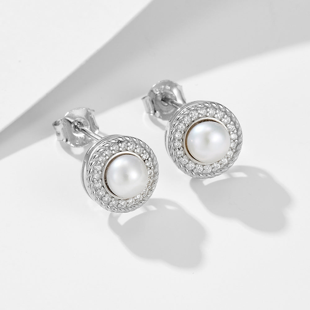 Retro Halo Natural Pearls Stud Earrings