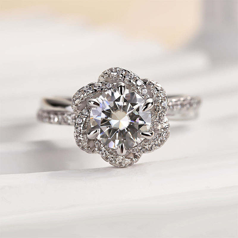 Beautiful Twist Design Flower Round Cut Engagement Ring in Sterling Silver