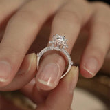 Retro Design Round Cut Moissanite Ring