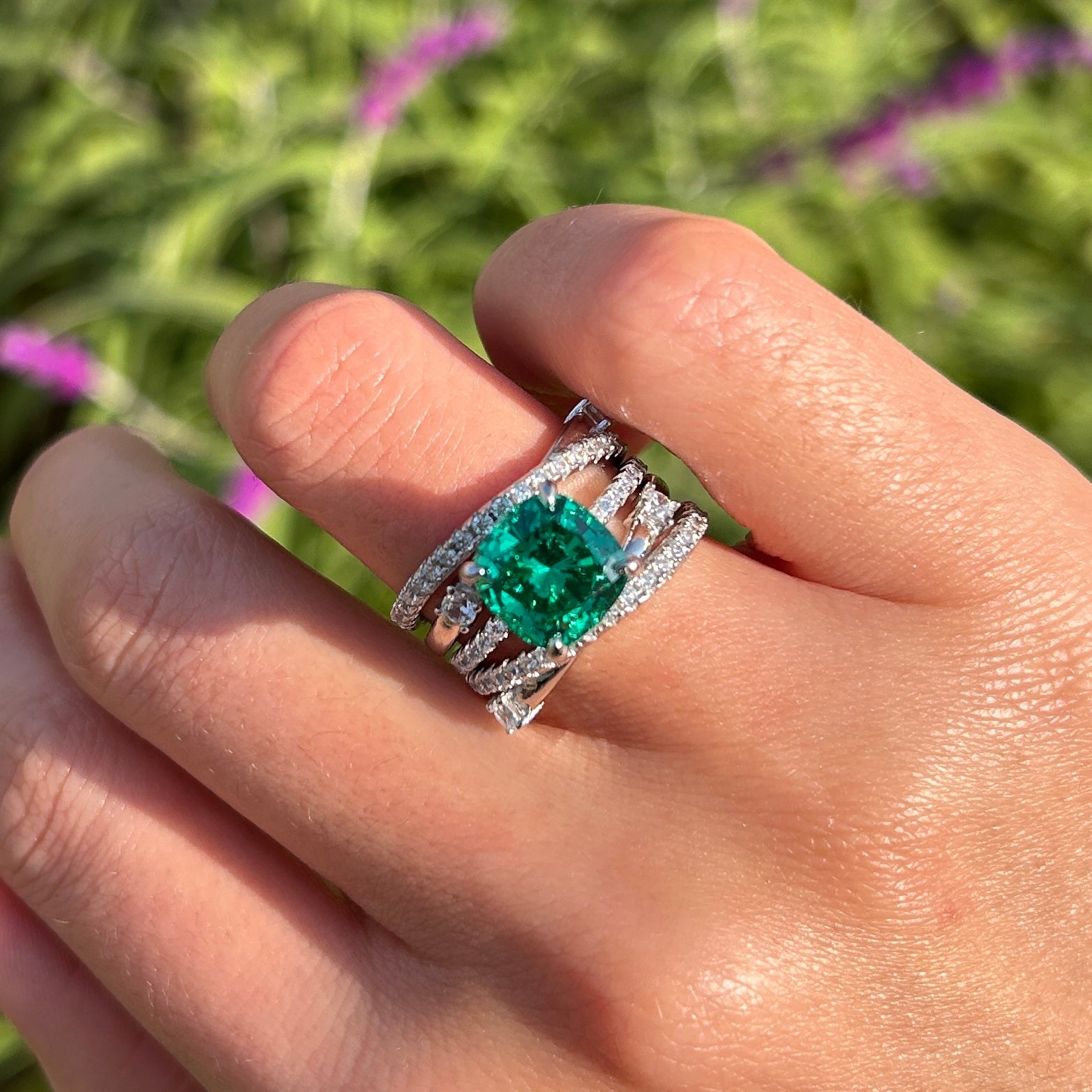 2 Pcs Green Cushion Cut Insert Bridal Sets