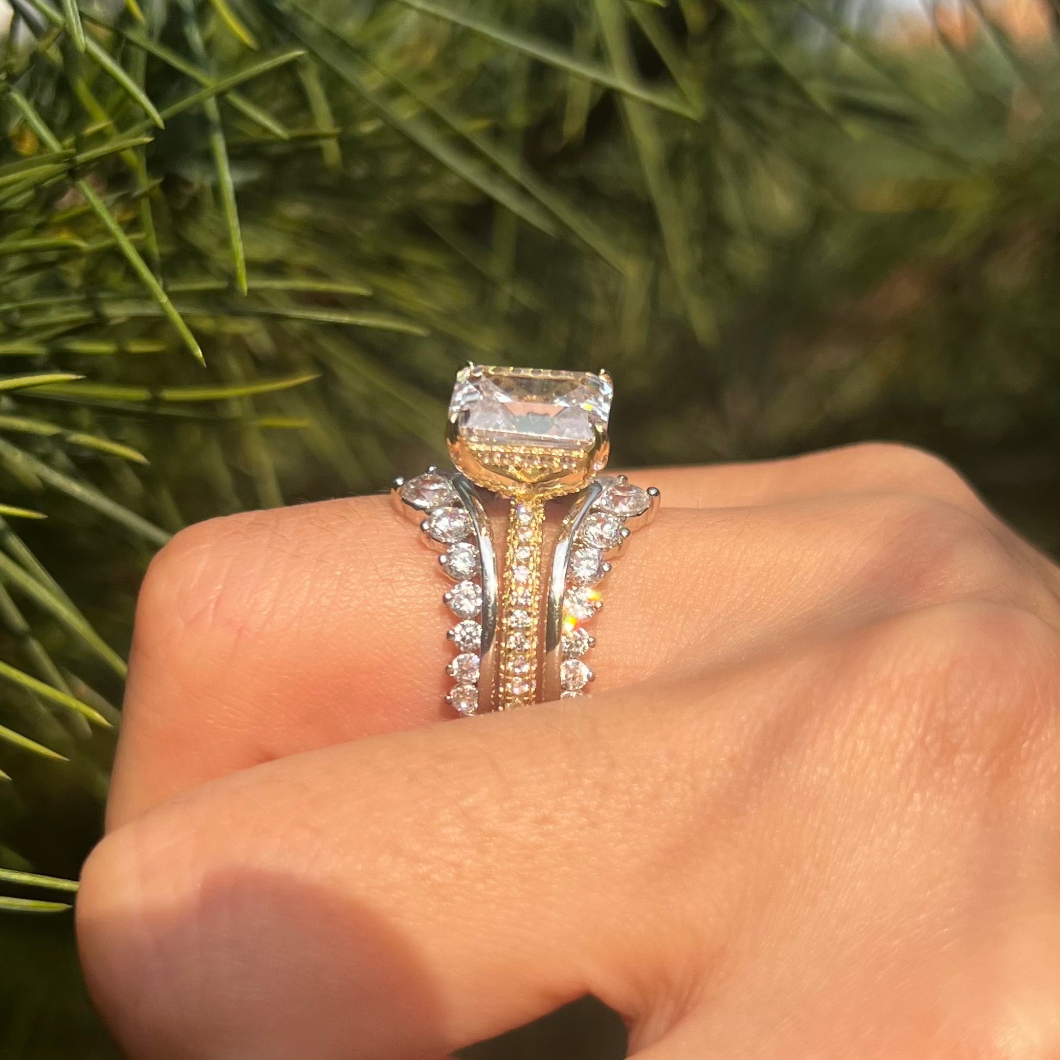 Vintage 2 Pcs Hidden Halo Emerald Cut Insert Bridal Set
